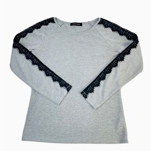 Women’s Ivanka Trump Lace Trimmed Grey lightweight sweater size medium